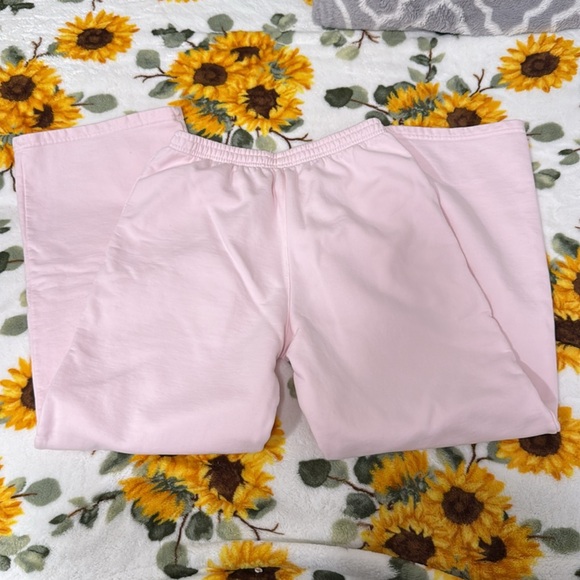 Brandy Melville Pink Sweatpants - Picture 4 of 4